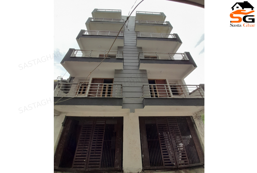 2 BHK Flat in Chattarpur Enclave
