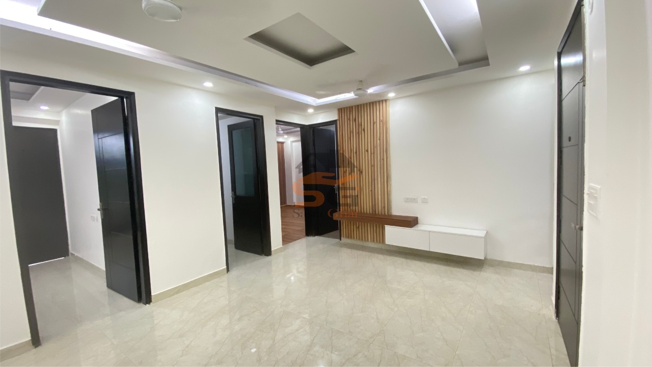 3 BHK independent flat in chattarpur enclave