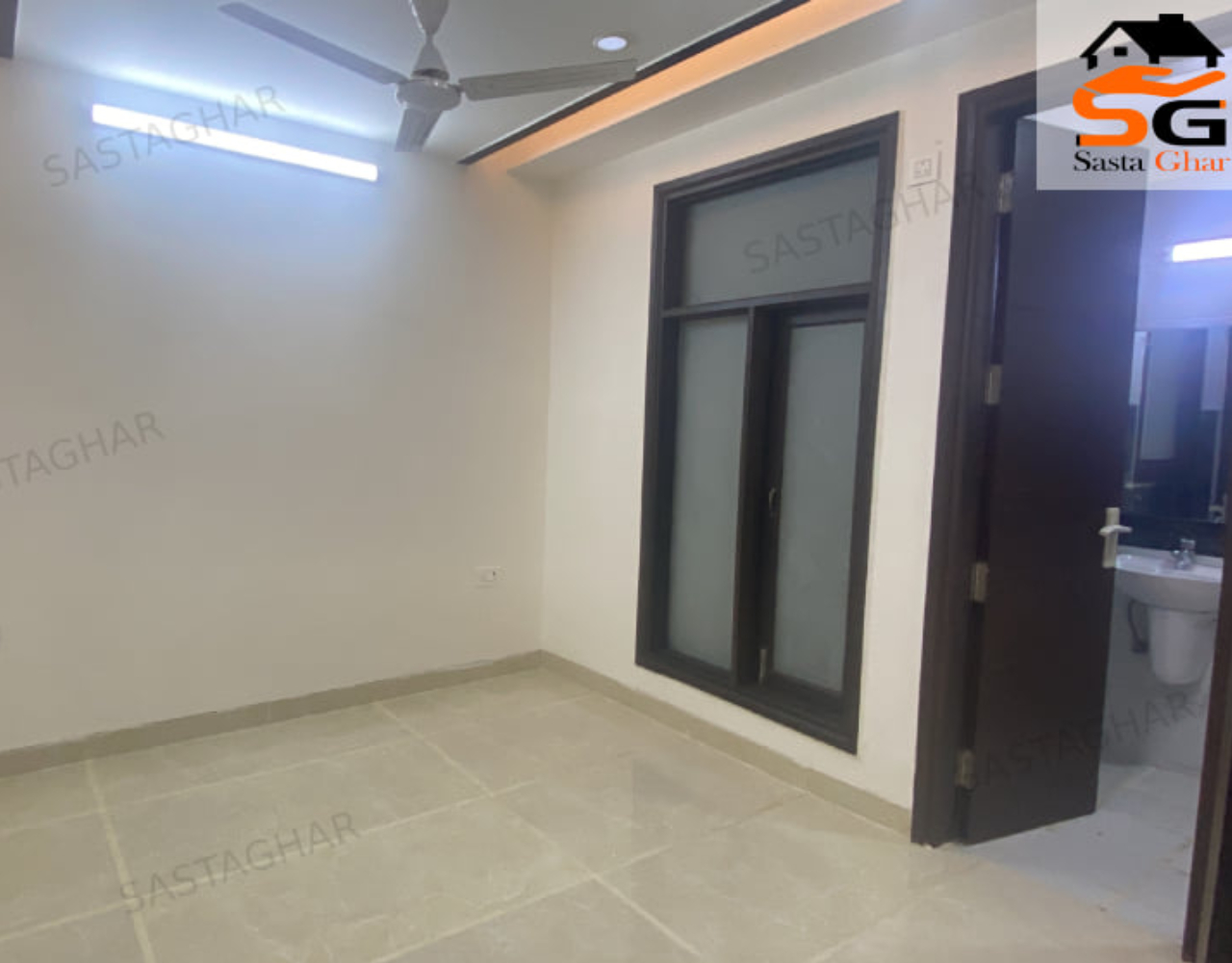 Affordable flat near chattarpur metro station