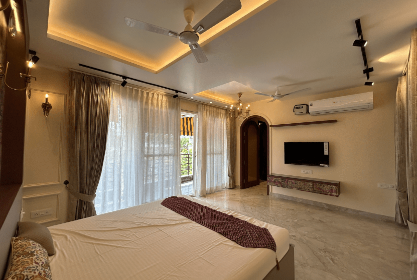 Premium 4 BHK In Shanti Kunj
