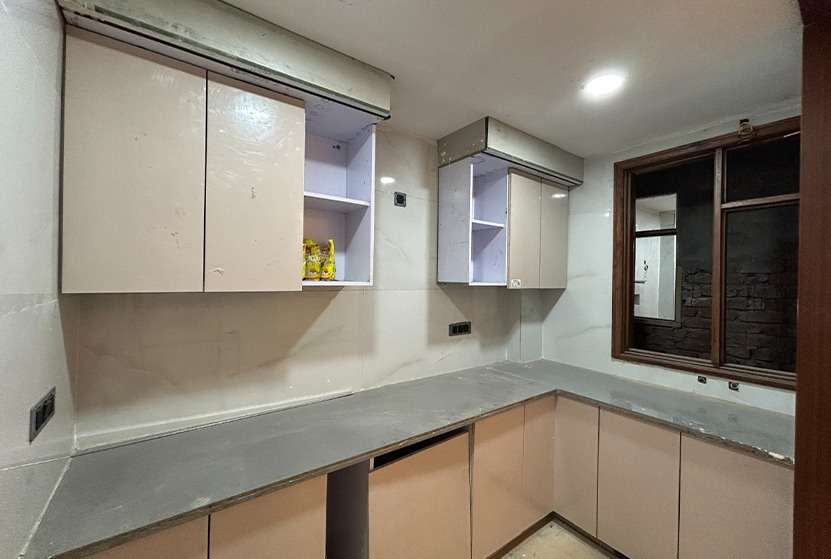 3 BHK Flat in South Delhi with registry