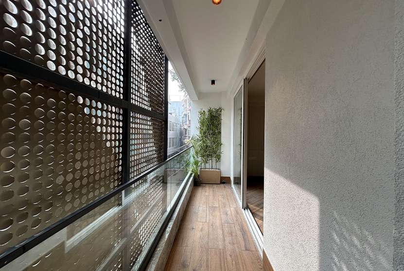 4 BHK Flat Near MG Road With Registry