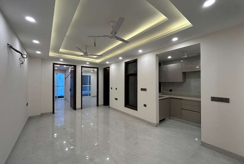 3 BHK Flat Near Metro In South Delhi