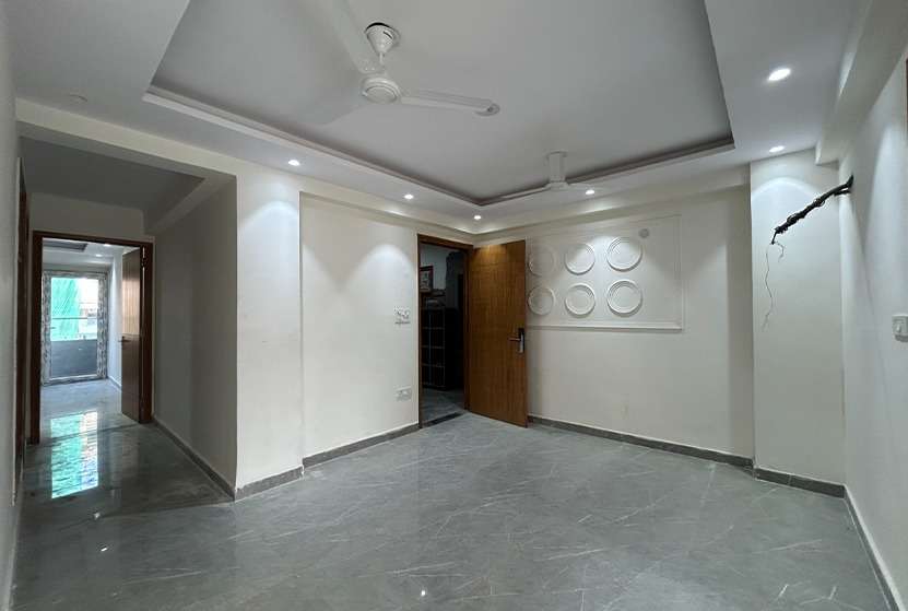 3 BHK With Terrace Rights In South Delhi