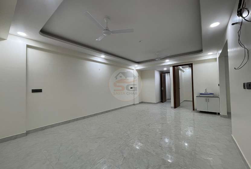 Registry Vala 3 BHK Flat Metro Ke Paas
