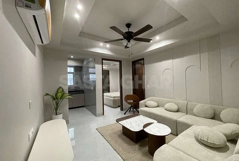 2 BHK Flat Near 100 ft Road Chattarpur